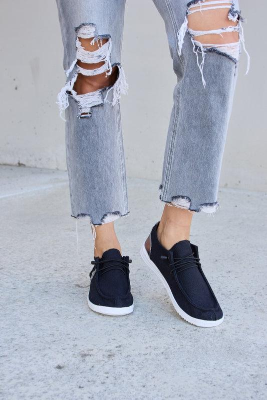 Forever Link Star Lace-Up Flat Sneakers - UrbanEthereal