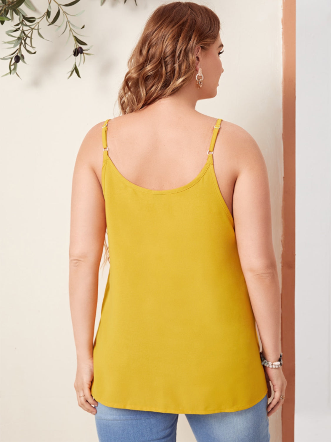Plus Size Scoop Neck Cami - UrbanEthereal