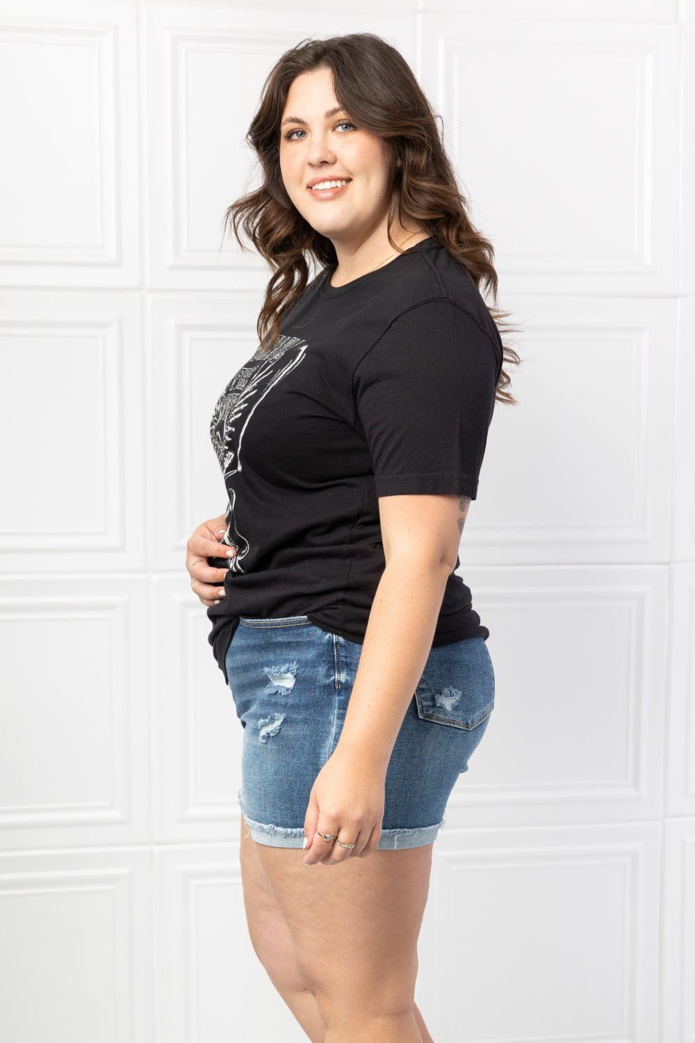 mineB Full Size Free Spirit Graphic Tee - UrbanEthereal
