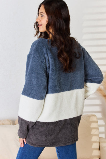 Culture Code Faux Fur Color Block V-Neck Sweater - UrbanEthereal