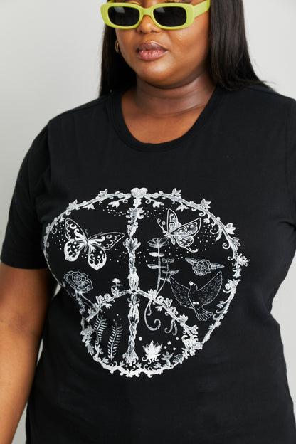 mineB Full Size Butterfly Graphic Tee Shirt - UrbanEthereal