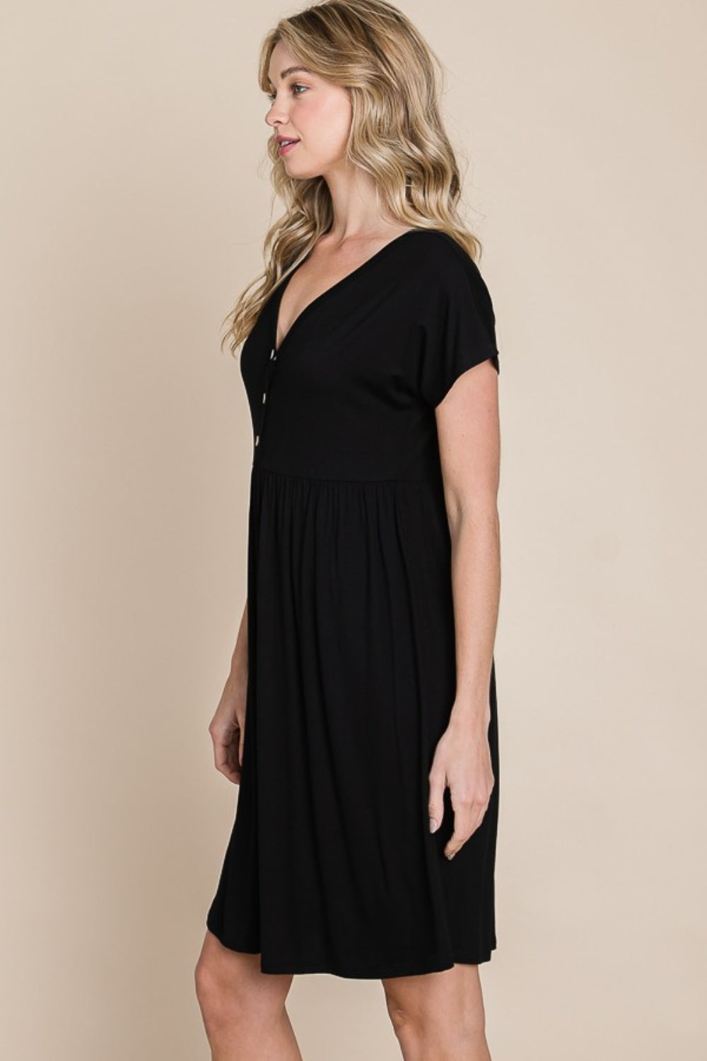 BOMBOM V-Neck Short Sleeve Dress - UrbanEthereal