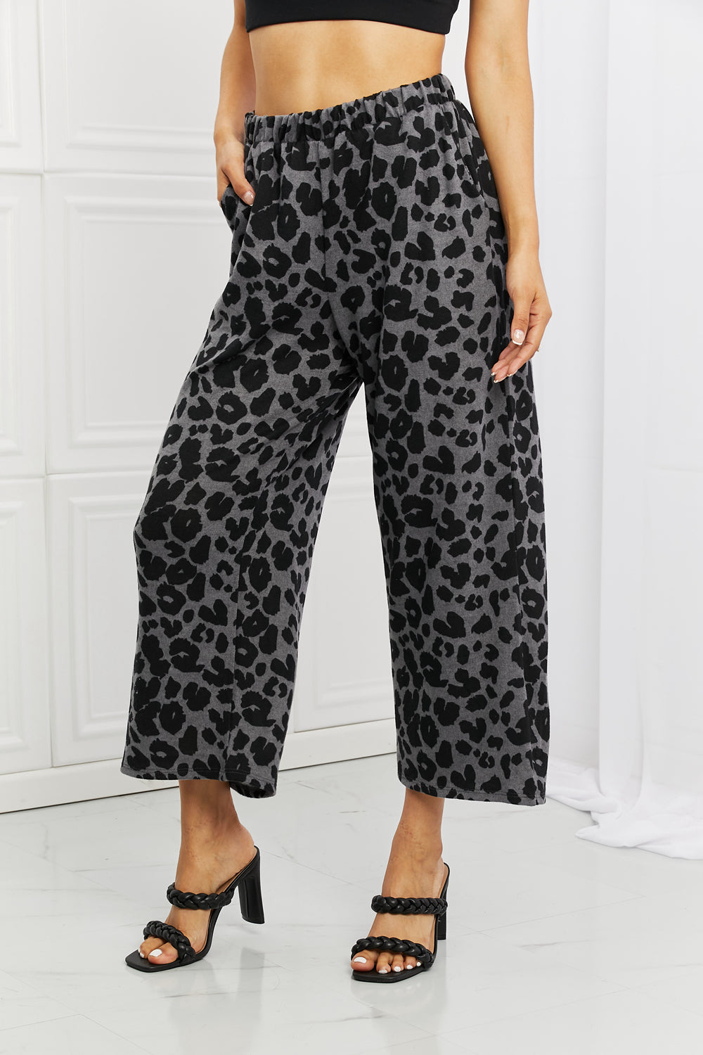 BOMBOM Stay Cozy Pattern Wide Leg Pants - UrbanEthereal