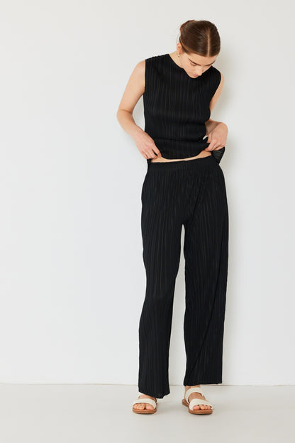 Marina West Swim Pleated Elastic-Waist Straight Pants - UrbanEthereal