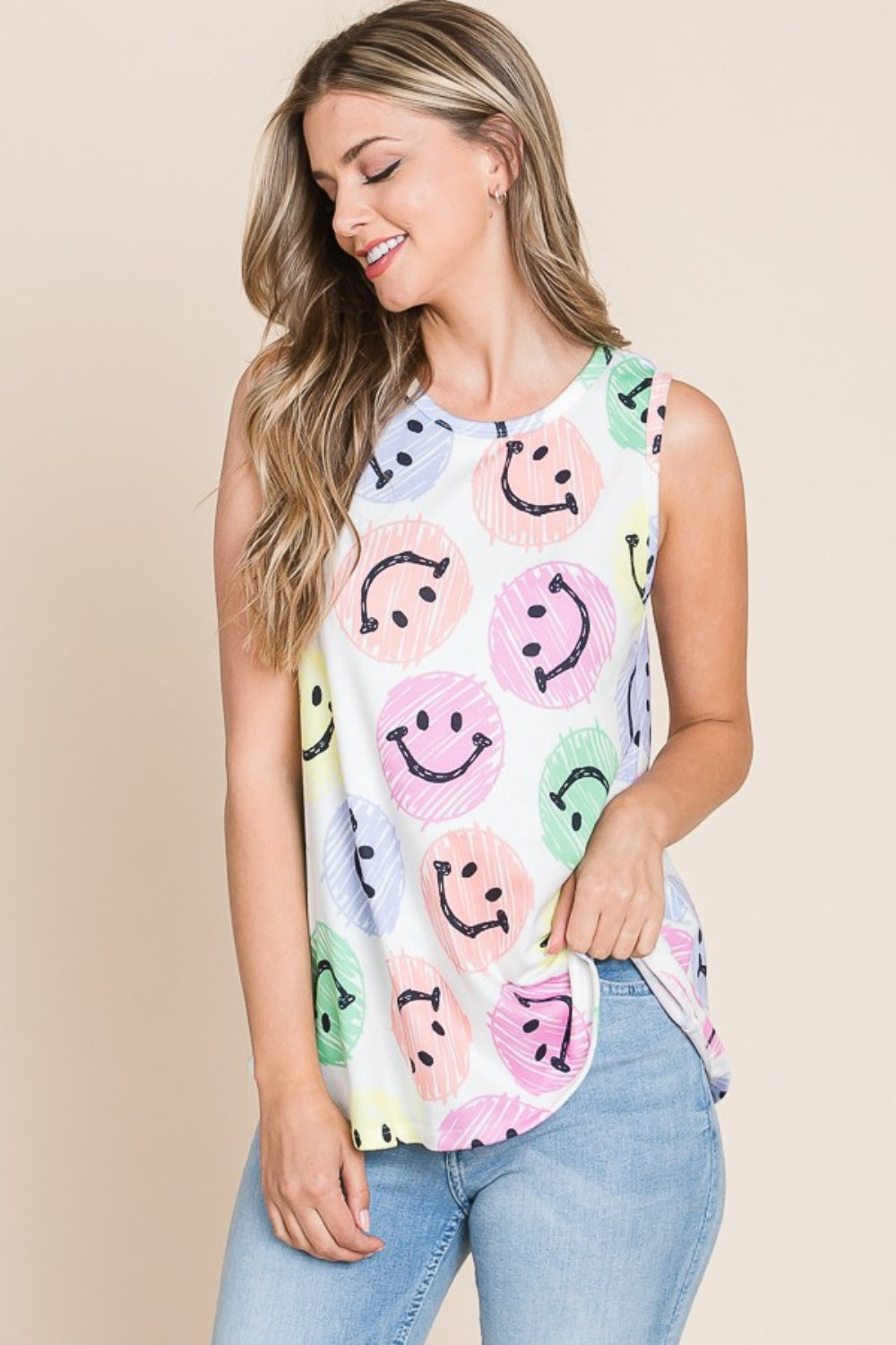 BOMBOM Smiley Face Round Neck Tank