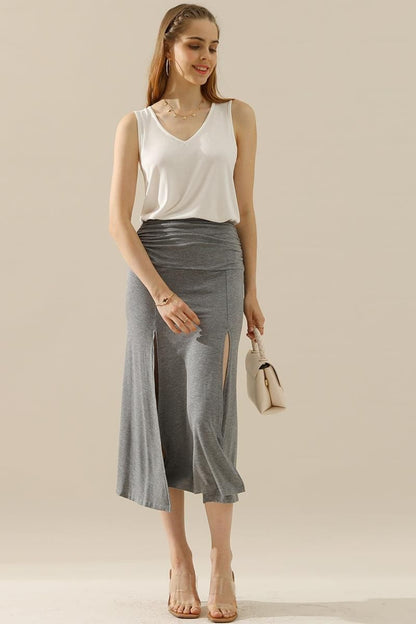 Ninexis Full Size V-Neck Curved Hem Tank - UrbanEthereal