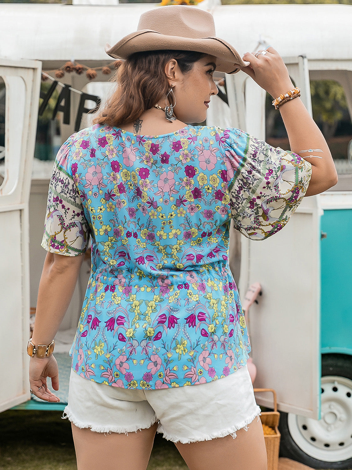 Plus Size Ruched Lace Detail Printed V-Neck Short Sleeve Blouse - UrbanEthereal