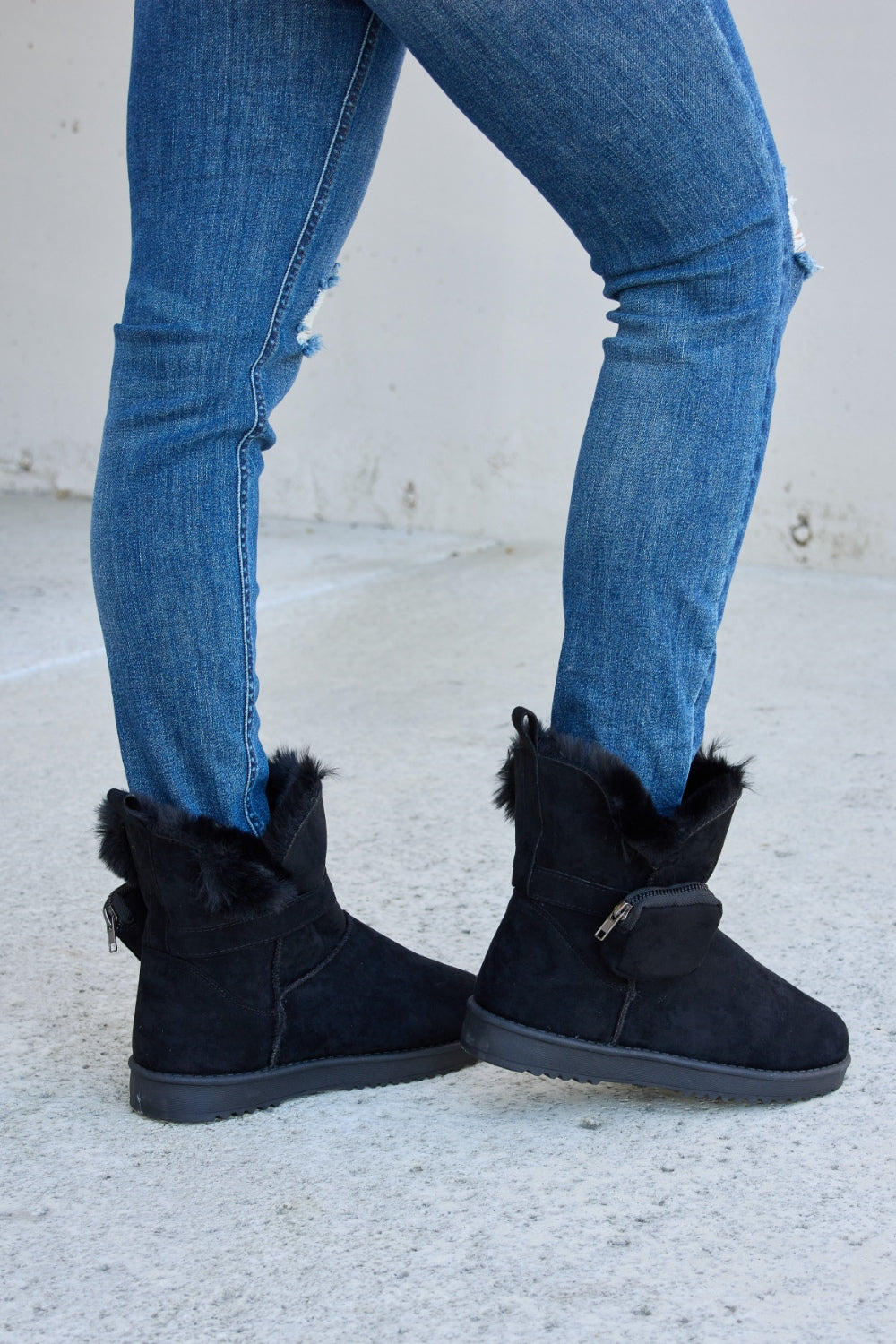 Forever Link Plush Thermal Flat Boots - UrbanEthereal