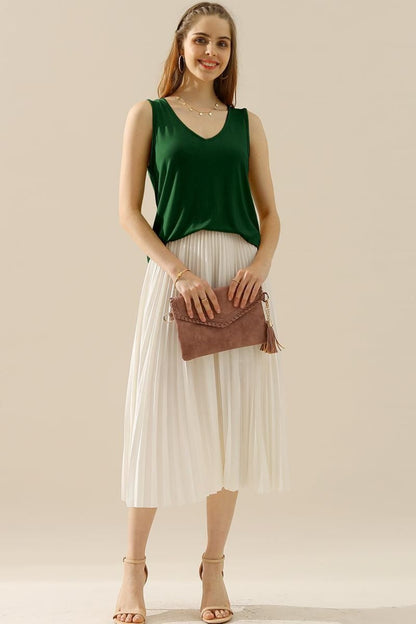 Ninexis Full Size V-Neck Curved Hem Tank - UrbanEthereal